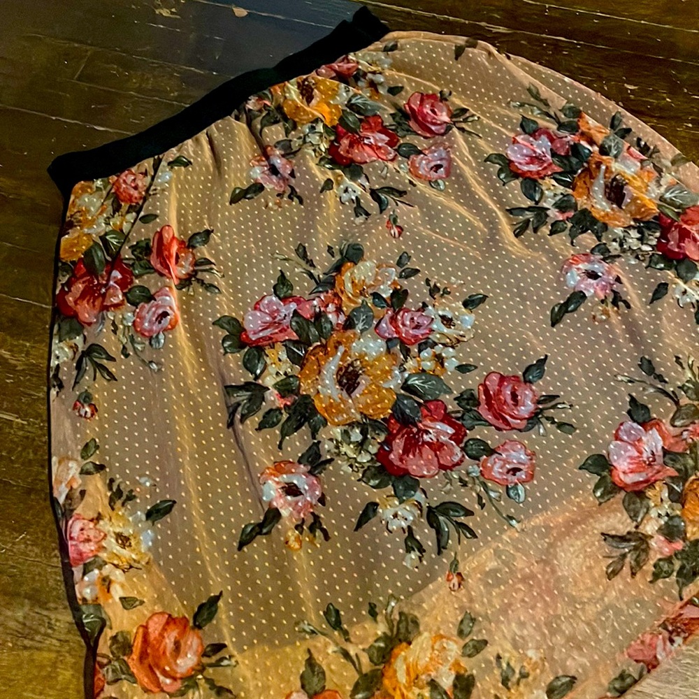 Lularoe skirt